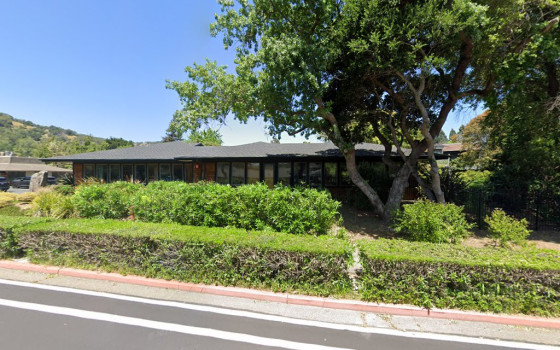 Derryck J Dias & Associates