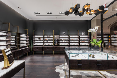 Oliver Peoples