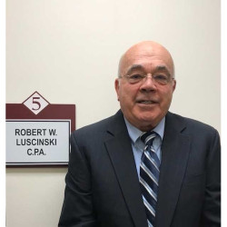 Robert W Luscinski CPA