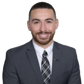 Wealth Management Associate - U.S. Bancorp Investments: Enrique Juarez
